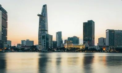 Trung tâm TP.HCM bên sông Sài Gòn, nơi đặt Trung tâm Tài chính Quốc tế Việt Nam