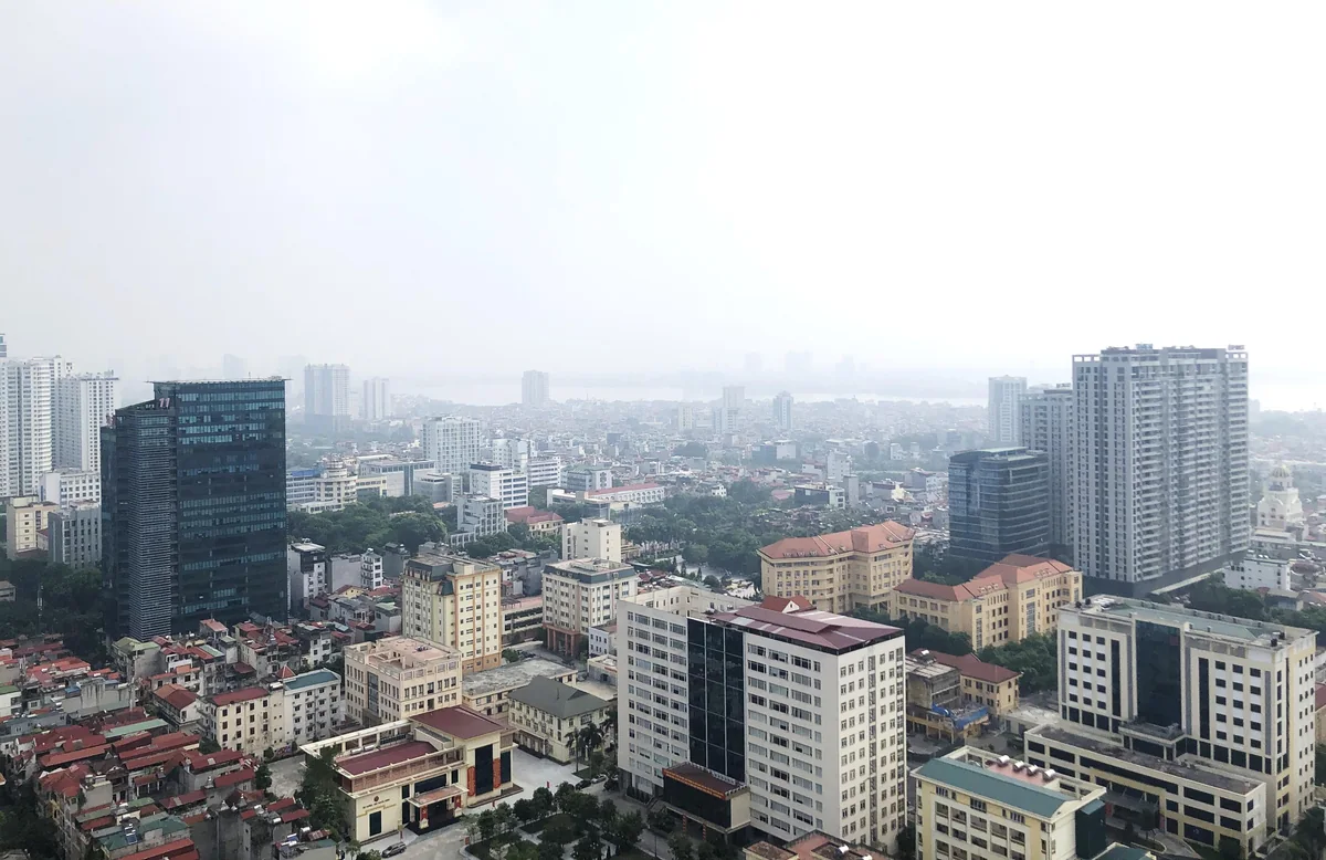 Tầm nhìn hướng Đông từ Hanoi Signature ra thành phố và Hồ Tây