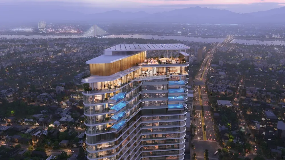 Hồ bơi nước ấm trên không của sky villa và penthouse Nobu Residences Danang lúc hoàng hôn