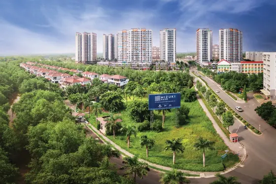 Công viên và các tòa căn hộ hiện hữu trong khu đô thị Mizuki Park