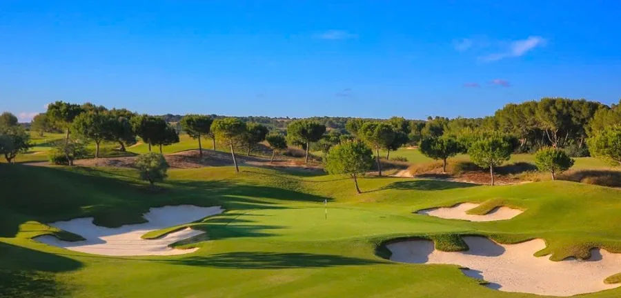 Đôi sân golf 18 lỗ tại Vinhomes Green Paradise Cần Giờ